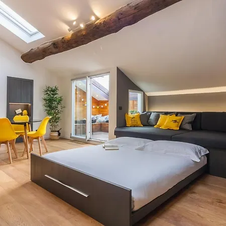 Casa Rusconi Daire Como